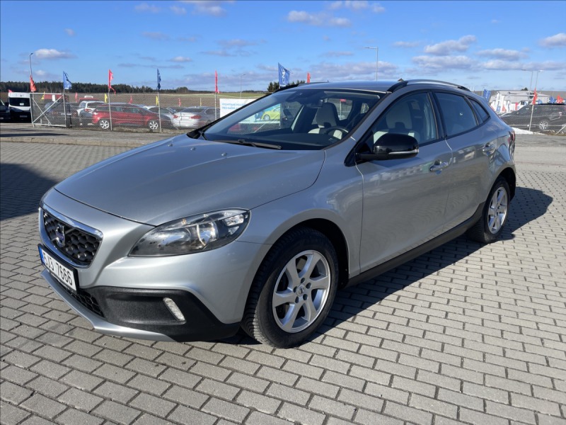 Volvo V40 2,0 i T4 140kw AWD CROSSC