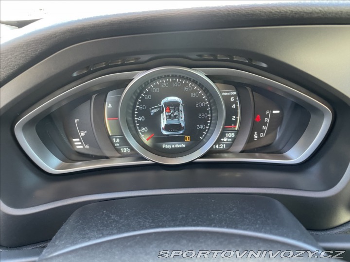 Volvo V40 2,0 i T4 140kw AWD CROSSC 2015