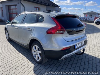 Volvo V40 2,0 i T4 140kw AWD CROSSC 2015