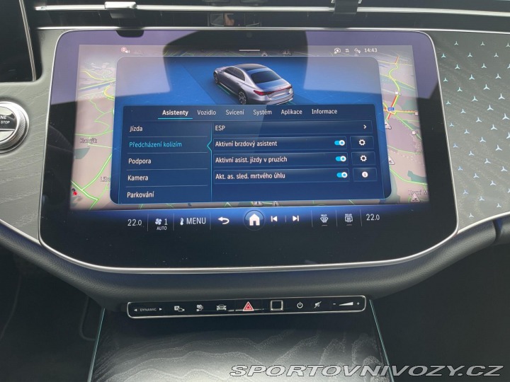 Mercedes-Benz E E 300 e 4MATIC REZERVACE 2025