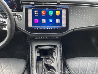 Mercedes-Benz E E 300 e 4MATIC 2025