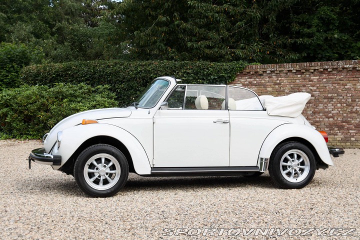 Volkswagen Beetle 1303 Convertible 1500 Convertible 1977