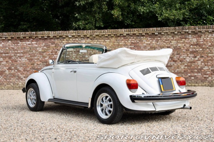 Volkswagen Beetle 1303 Convertible 1500 Convertible 1977