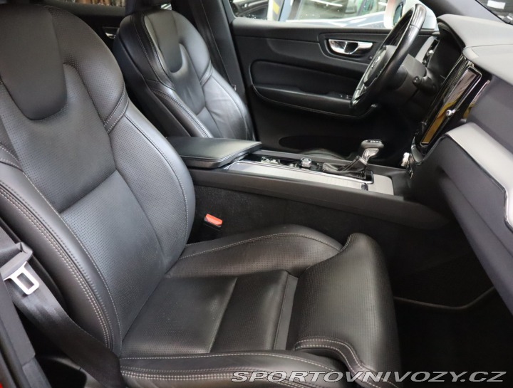 Volvo Ostatní modely XC60 R-Design T6 AWD Polestar 2018