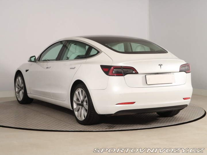 Tesla Model 3 Std Range Plus 52kWh 2020