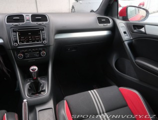 Volkswagen Golf 2.0 GTI 2011
