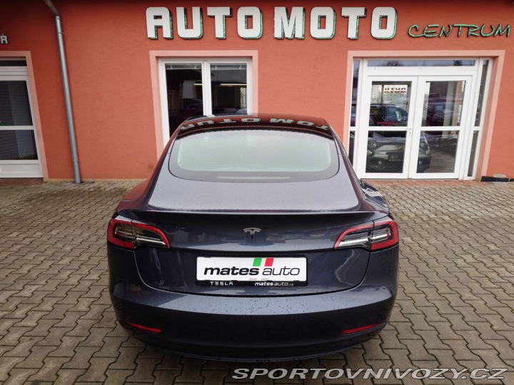 Tesla Model 3 Standard Range Plus 208 k 2022