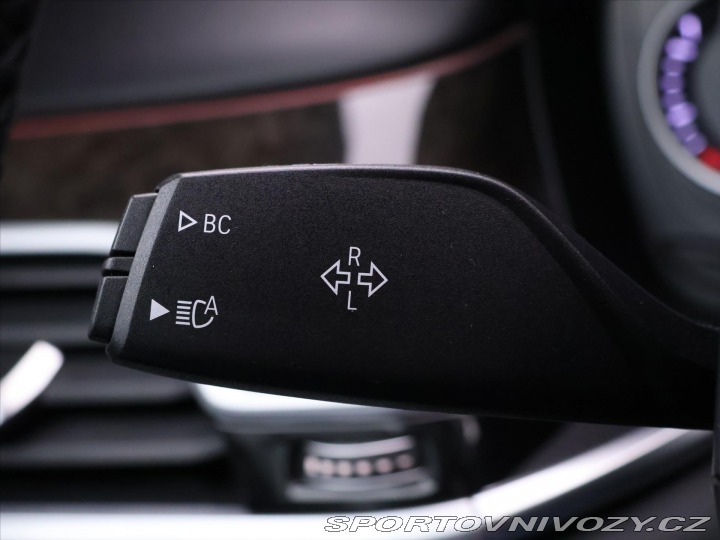 BMW 7 4,4 750i 330kW xDrive DPH 2017