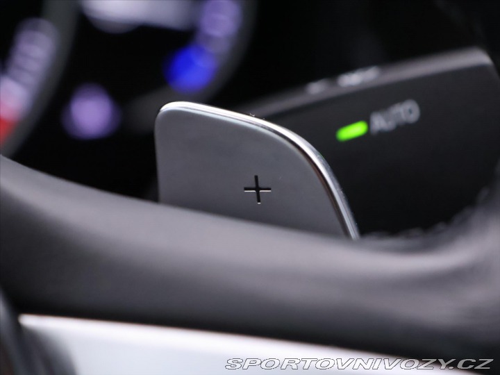 BMW 7 4,4 750i 330kW xDrive DPH 2017