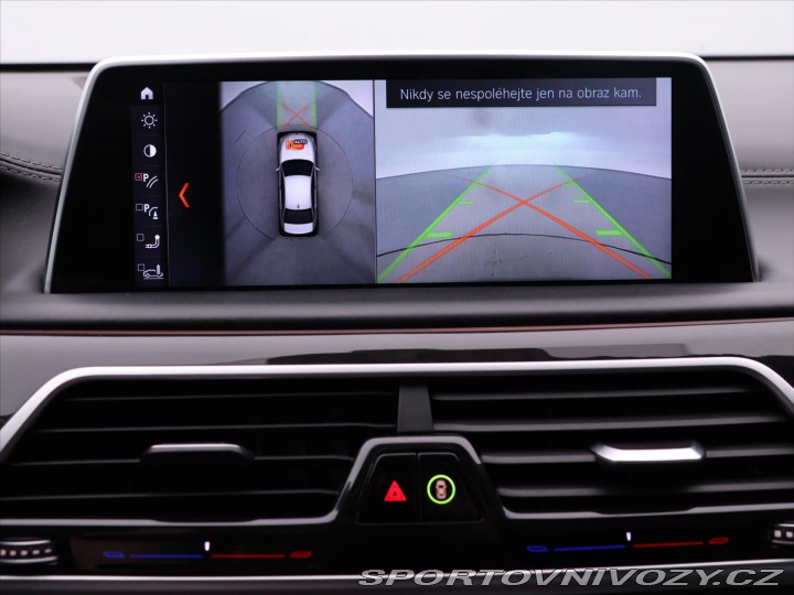 BMW 7 4,4 750i 330kW xDrive DPH 2017