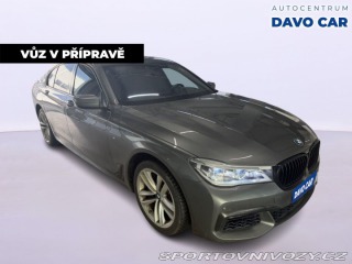 BMW 7 4,4 750i 330kW xDrive DPH 2017