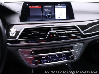 BMW 7 4,4 750i 330kW xDrive DPH 2017