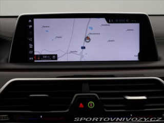 BMW 7 4,4 750i 330kW xDrive DPH 2017