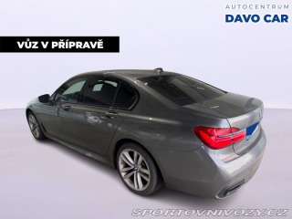 BMW 7 4,4 750i 330kW xDrive DPH 2017