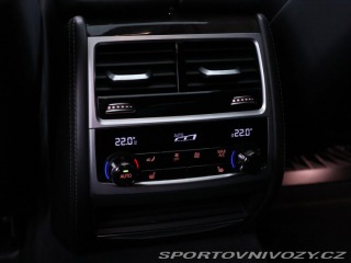 BMW 7 4,4 750i 330kW xDrive DPH 2017