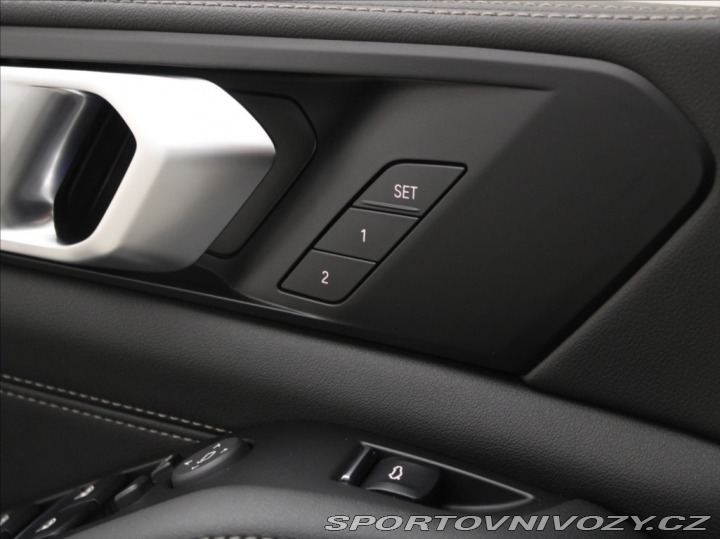 BMW X5 3,0 30d M-paket R22 H/K T 2023