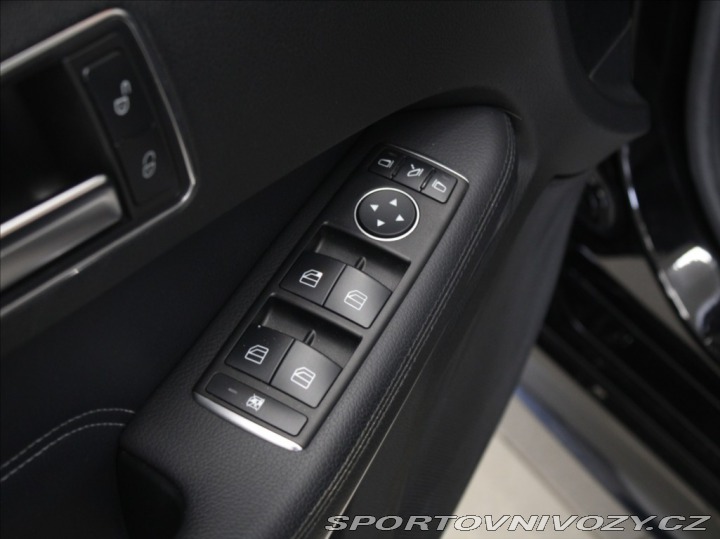 Mercedes-Benz E 3,0 E350cdi 4M AMG Pano.T 2015