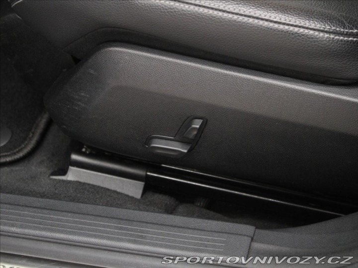 Mercedes-Benz E 3,0 E350cdi 4M AMG Pano.T 2015