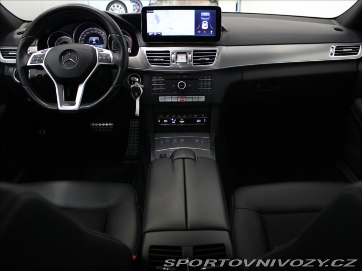 Mercedes-Benz E 3,0 E350cdi 4M AMG Pano.T 2015