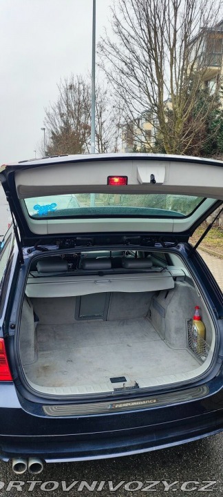 BMW 3 3,0 E91 330xd 1800