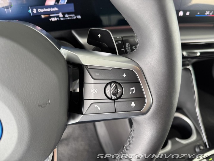 BMW X1 25e xDrive*M-SPORT*DPH*ZÁ 2025