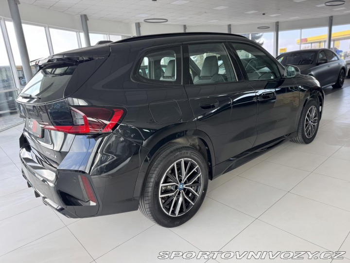 BMW X1 25e xDrive*M-SPORT*DPH*ZÁ 2025