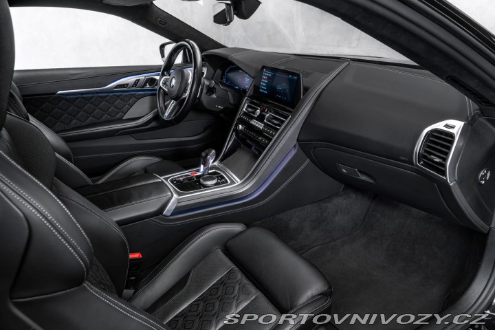 BMW M8 Coupe Competition Night C 2022