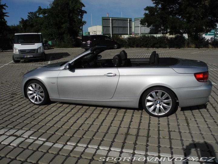 BMW 3 E 93 - 330 i 2008
