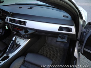 BMW 3 E 93 - 330 i 2008