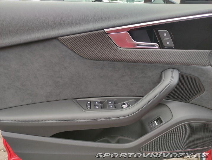 Audi RS4 COMPETITION 2024