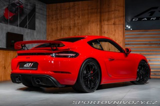 Porsche 718 GT4 2023