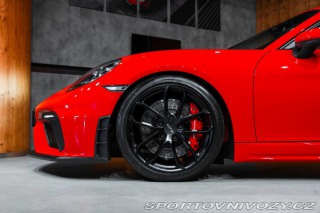 Porsche 718 GT4 2023