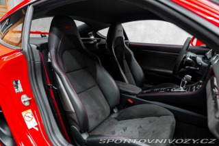 Porsche 718 GT4 2023