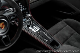 Porsche 718 GT4 2023