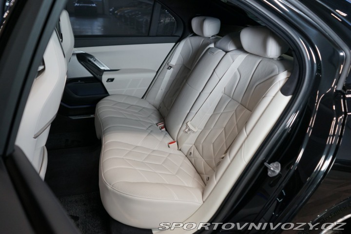 BMW 7 750e*XDRIVE*M-PRO*GRAN-LU 2024