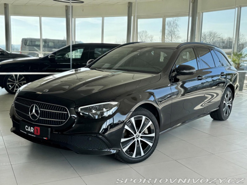 Mercedes-Benz E 300de 4Matic*Webasto*REZE