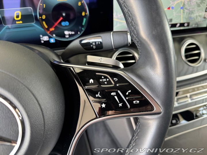 Mercedes-Benz E 300de 4Matic*Webasto*REZE 2021