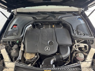 Mercedes-Benz E 300de 4Matic*Webasto*Tažn 2021