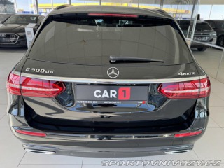 Mercedes-Benz E 300de 4Matic*Webasto*Tažn 2021