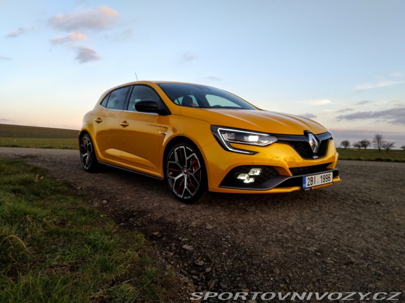 Renault Mégane RS Trophy, manuál