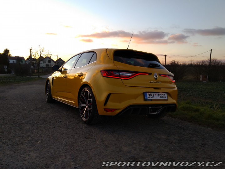 Renault Mégane RS Trophy, manuál 2019
