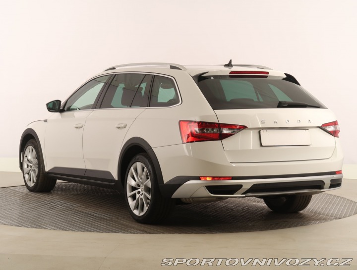 Škoda Superb Scout 2.0 TSI 2021