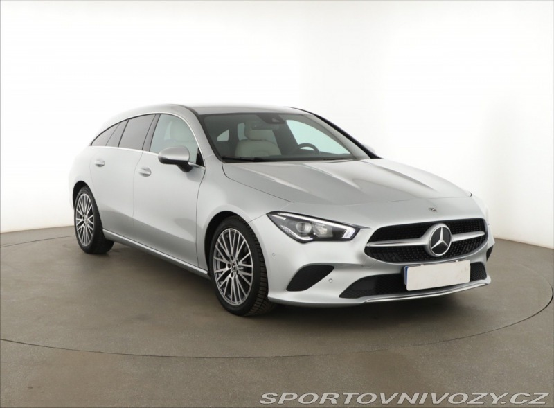 Mercedes-Benz CLA AMG Paket 220 d