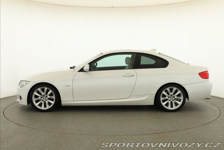 BMW 3 M Sport 330 d 2013