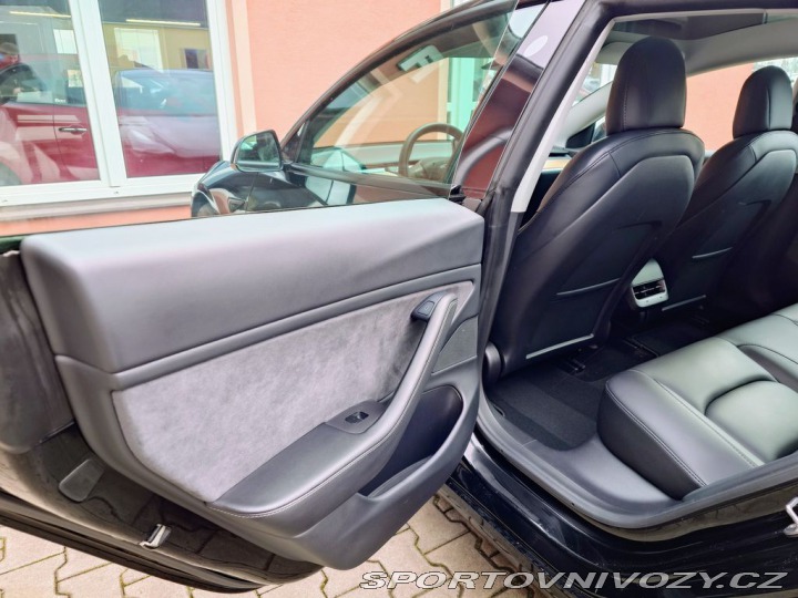 Tesla Model 3 Long Range Dual Motor 366 2020