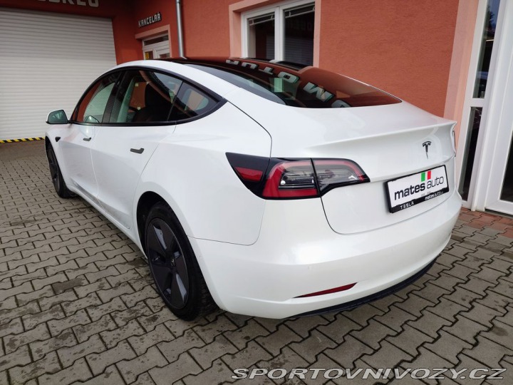 Tesla Model 3 Standard Range Plus REZER 2021