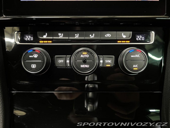 Volkswagen Golf R 2.0TSI 221KW DSG 4M,LED 2019