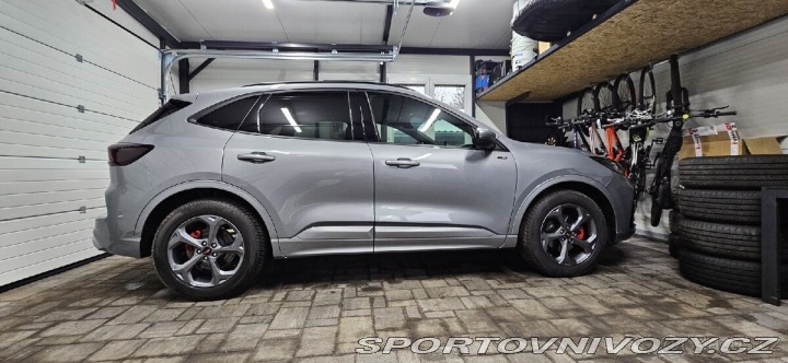 Ford Ostatní modely Kuga ST Line 137kW,naj. 21.800 2024