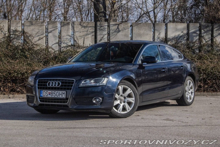Audi A5 2.0 TSI AT8 / AJ NA SPLÁ 2012