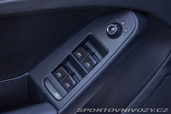 Audi A5 2.0 TSI AT8 / AJ NA SPLÁ 2012